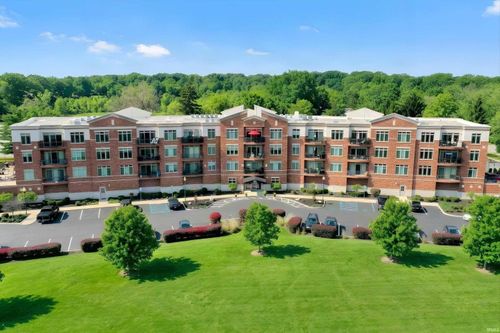 215-20971 Shoreline Ct, Noblesville, IN, 46062-6849 | Card Image