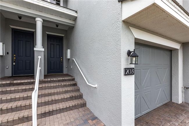 UNIT-203 - 16570 Goldenrod Ln, Condo with 3 bedrooms, 2 bathrooms and 1 parking in ALVA FL | Image 4
