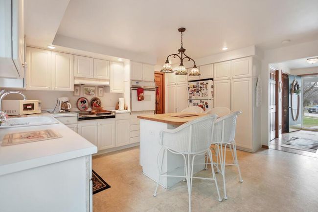 4530 Bleser Court, House other with 3 bedrooms, 3 bathrooms and null parking in Manitowoc WI | Image 11