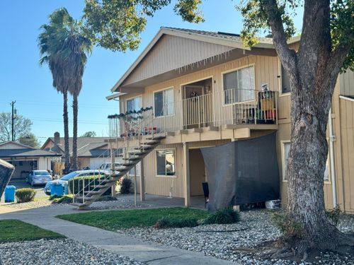 1513 Anneka Ln, Yuba City, CA, 95993-3538 | Card Image