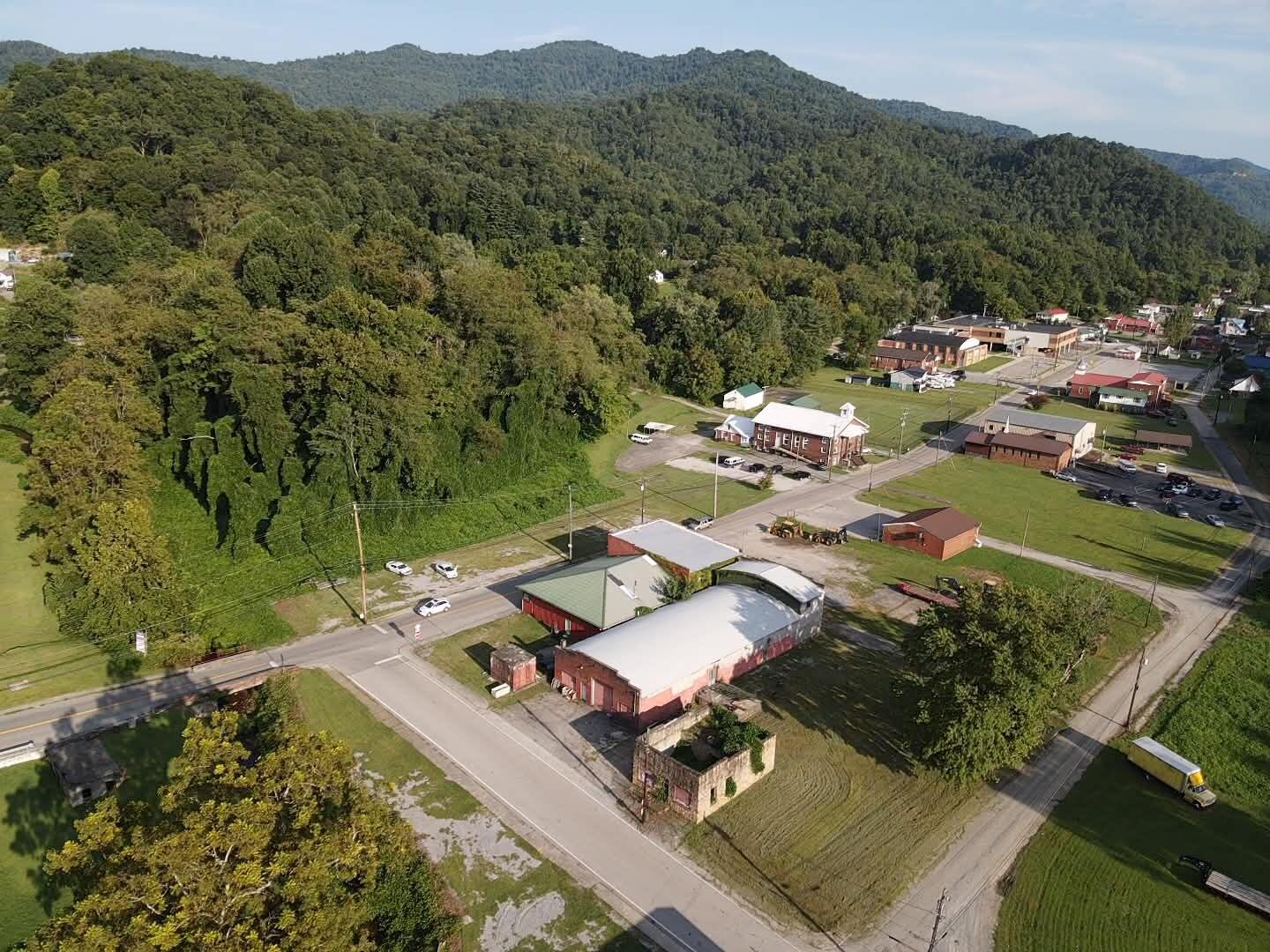 782 Highway 219, Wallins Creek, KY 40873