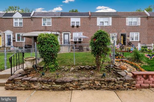 122 S Church St, Clifton Hts, PA, 19018-2104 | Card Image
