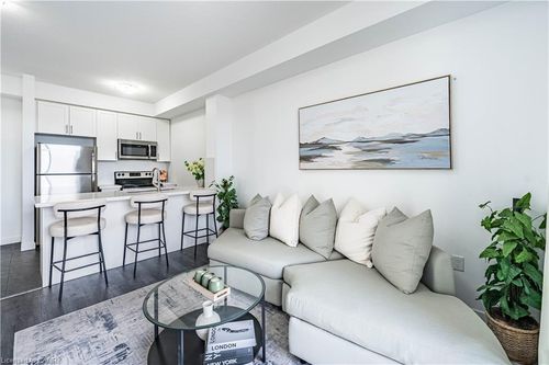 337-125 Shoreview Pl, Stoney Creek, ON, L8E0K3 | Card Image