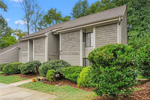 apt-b-1502 Benjamin Pkwy, Greensboro, NC, 27408-4616 | Card Image