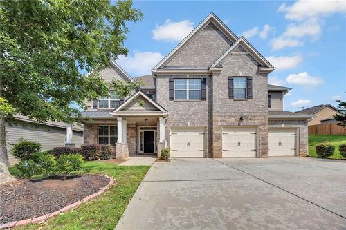 910 Southfork Dr, Loganville, GA, 30052-6932 | Card Image