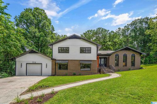 914 Manor Dr Ne, Cullman, AL, 35055-2138 | Card Image