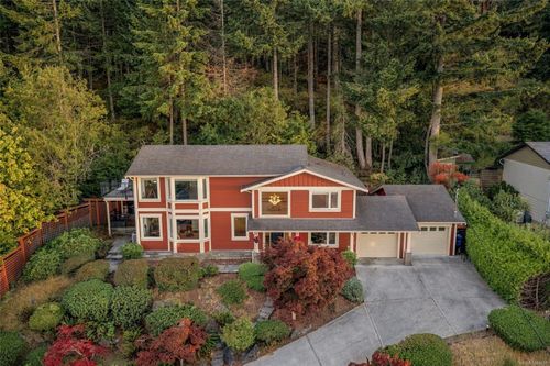 5287 Lost Lake Rd, Nanaimo, BC, V9T5E6 | Card Image