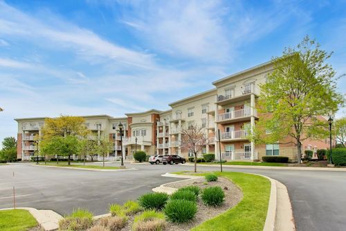 201-601 Rand Rd, Arlington Heights, IL, 60004-2334 | Card Image