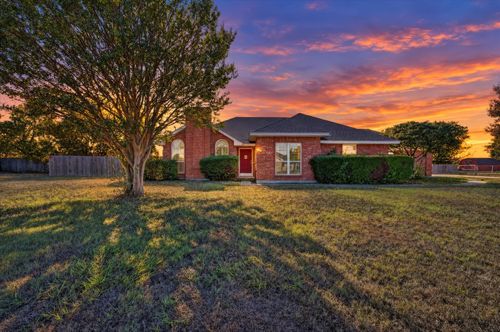 3315 Dasher St, Lancaster, TX, 75146-5126 | Card Image