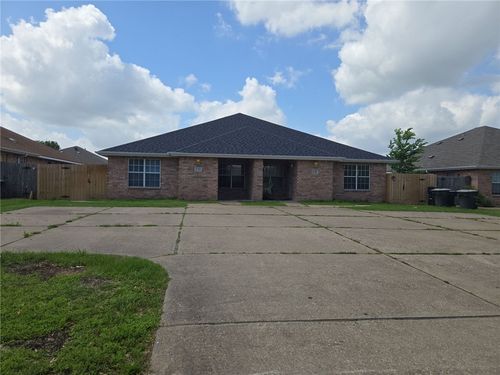 2318 Pheasant Ln, College Station, TX, 77845-6596 | Card Image