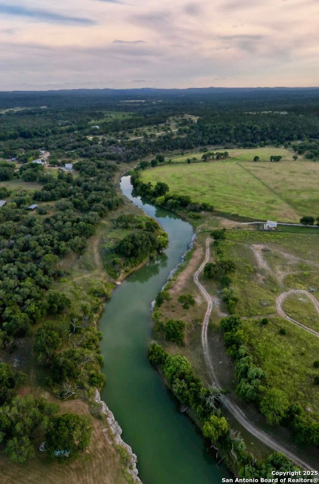 3161 Tanglewood Trl, House other with 1 bedrooms, 1 bathrooms and null parking in Spring Branch TX | Image 11