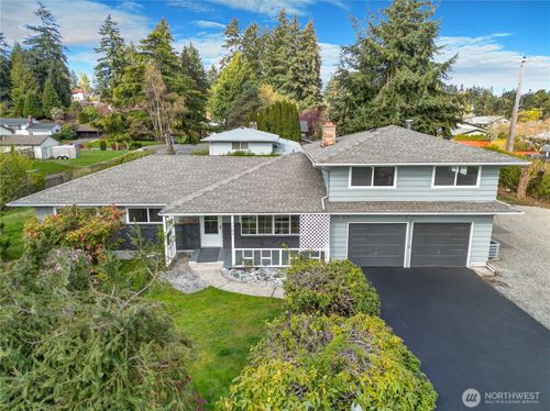 1102 Paradise Pkwy, Fircrest, WA, 98466-5842 | Card Image