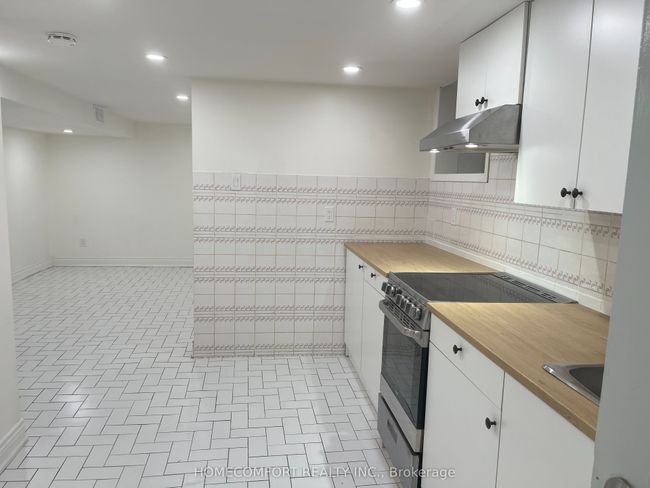 LOWER - 432 Lansdowne Ave, House attached with 1 bedrooms, 1 bathrooms and null parking in Toronto ON | Image 6