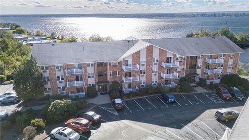 1b-37 Bullocks Point Ave, Riverside, RI, 02915-5339 | Card Image