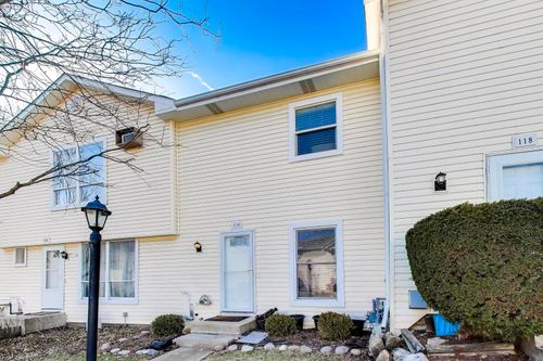 116 Raintree Ct, Aurora, IL, 60504-2003 | Card Image