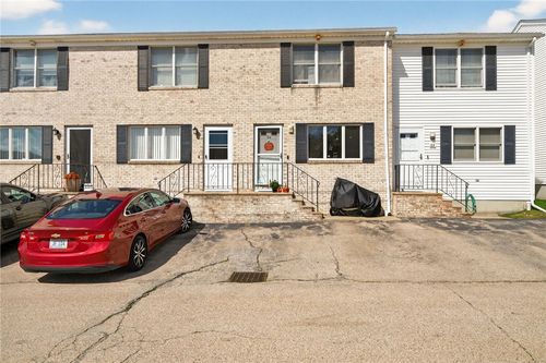 24 Iris Ln, North Providence, RI, 02911-2775 | Card Image