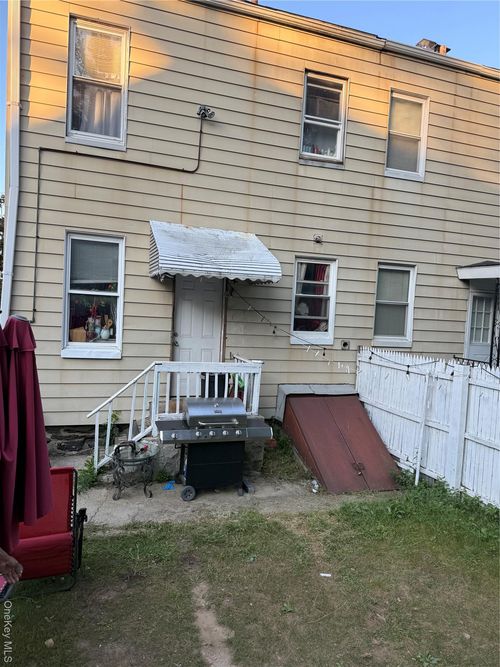 156 Hillside Ave, Mount Vernon, NY, 10553-1308 | Card Image