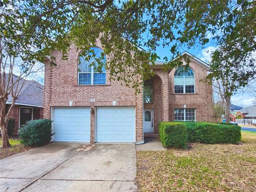 8611 Glen Canyon Dr, Round Rock, TX, 78681-3455 | Card Image