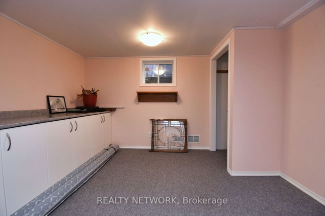 14 Ingrid Crt, House other with 6 bedrooms, 4 bathrooms and 1 parking in Hamilton ON | Image 33