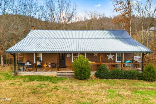 291 Weeping Cherry Way, Newport, TN, 37821-5327 | Card Image