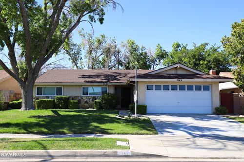 1144 W Avenue J11, Lancaster, CA, 93534-4808 | Card Image