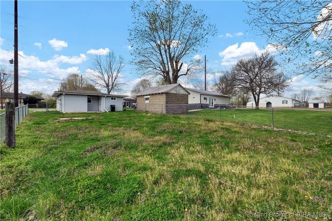590 Wyandotte Ave, Home with 2 bedrooms, 1 bathrooms and null parking in Corydon IN | Image 29