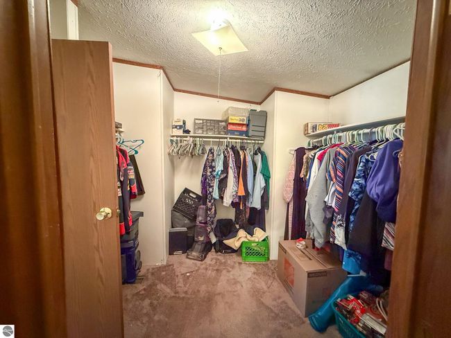 299 Cloverleaf Ln, House other with 3 bedrooms, 2 bathrooms and null parking in Houghton Lake MI | Image 14