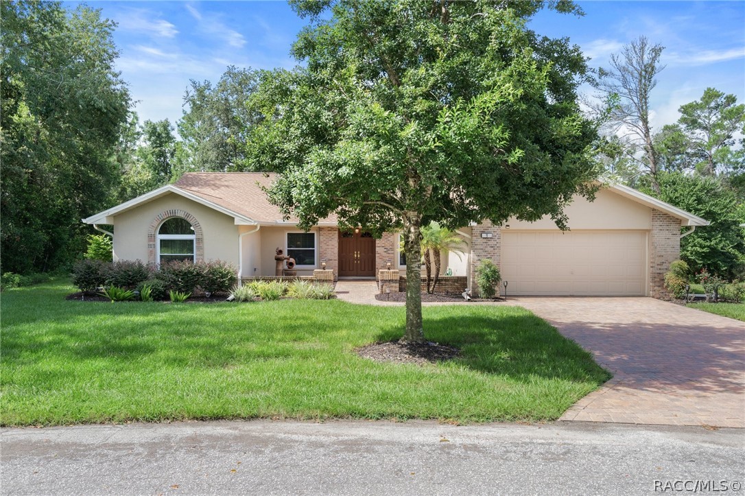 Sandpine Ct, Homosassa, FL 34446