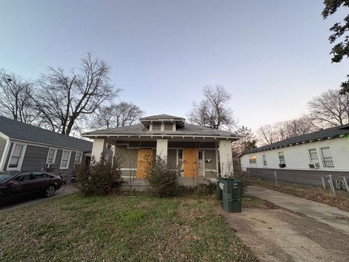 1314 Faxon Ave, Memphis, TN, 38104-6845 | Card Image