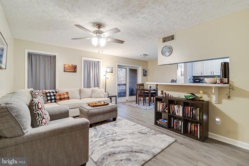 5b-44693 White Oak Ct, CALIFORNIA, MD, 20619-4091 | Card Image