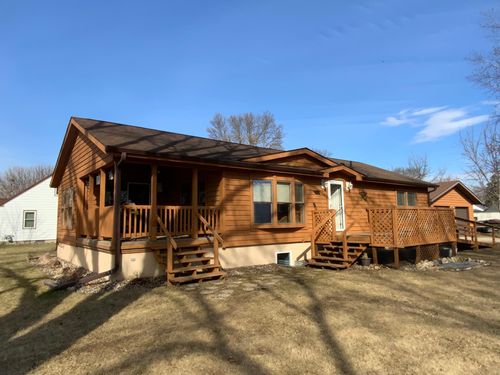 231 Park St N, Eden Valley, MN, 55329-4520 | Card Image