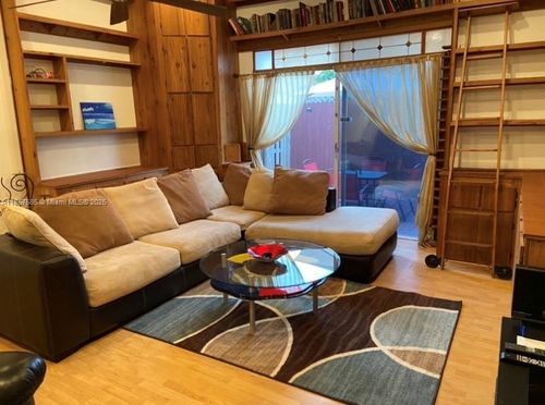 3318 Se 2nd St, Pompano Beach, FL, 33062-5540 | Card Image