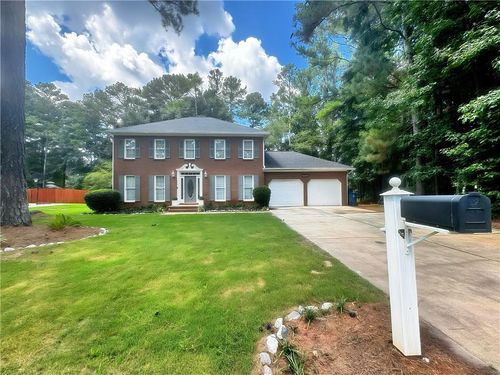 1805 Skidmore Cir, Lawrenceville, GA, 30044-4529 | Card Image