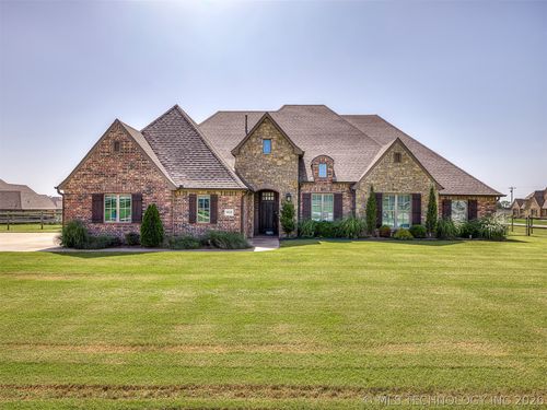 9520 N 64th East Ave, Sperry, OK, 74073-4067 | Card Image