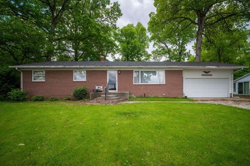 815 Irvin Shoots Rd E, Marion, OH, 43302-9739 | Card Image