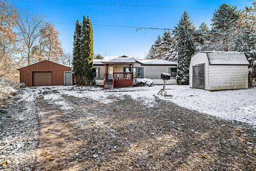 23240 26 Mile Rd, Olivet, MI, 49076-9527 | Card Image