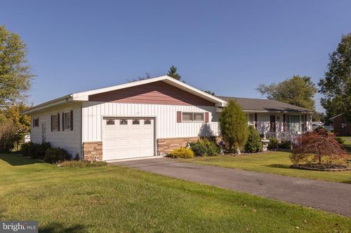 96 Old Carol Ln, FORT ASHBY, WV, 26719-1108 | Card Image