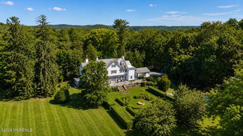 83 Ridge Rd, Rumson, NJ, 07760-1126 | Card Image