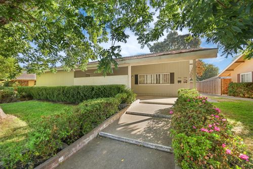 7706 Brentwood Drive, Stockton, CA, 95207 | Card Image