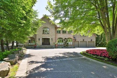 24 Raymar Pl, House other with 4 bedrooms, 5 bathrooms and 13 parking in Oakville ON | Image 1