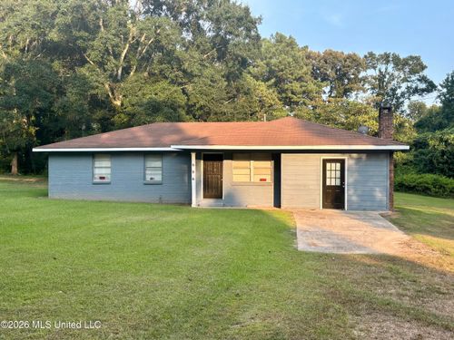 686 Progress Rd, Prentiss, MS, 39474-5259 | Card Image