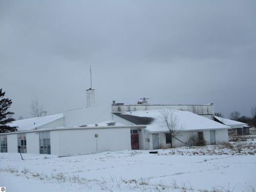 329 N Washington Street, Prescott, MI, 48756 | Card Image