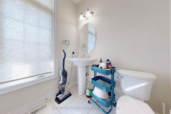 284 Angus Glen Blvd, House other with 4 bedrooms, 3 bathrooms and 1 parking in Markham ON | Image 7