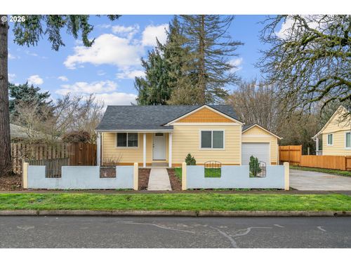 2210 Maple St, Forest Grove, OR, 97116-1935 | Card Image