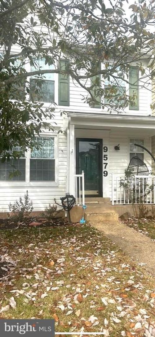 9579 Scales Pl, BRISTOW, VA, 20136-1242 | Card Image