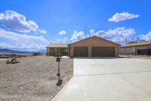 131 Opossum Dr, Lake Havasu City, AZ, 86404-3505 | Card Image