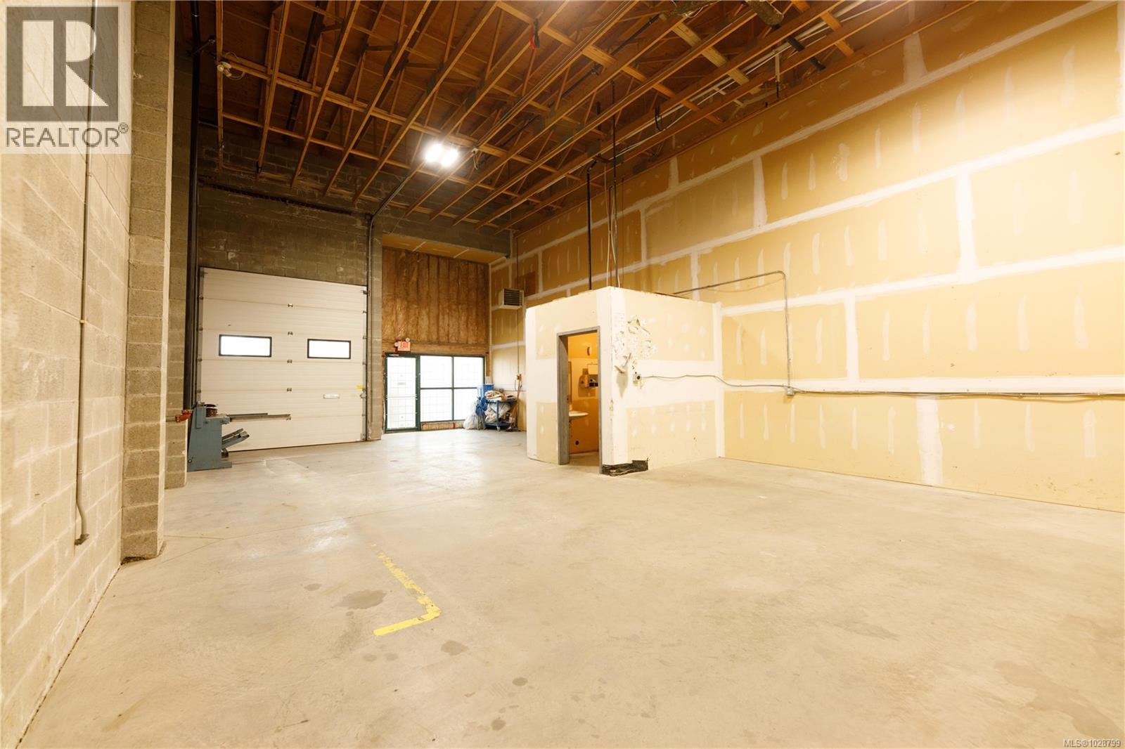 Commercial Sale in Nanaimo 5