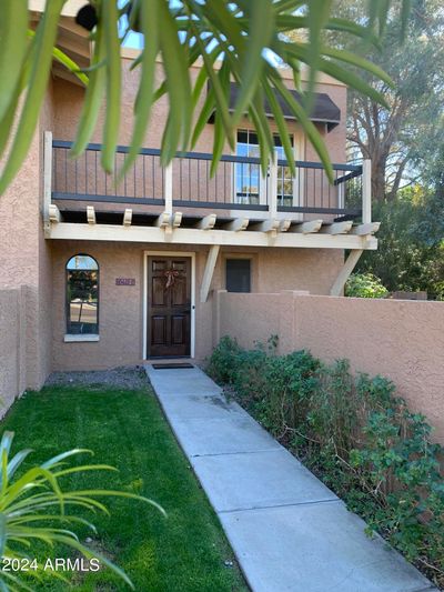 2 - 10432 N 11 Th Street N, Townhouse with 2 bedrooms, 2 bathrooms and null parking in Phoenix AZ | Image 1