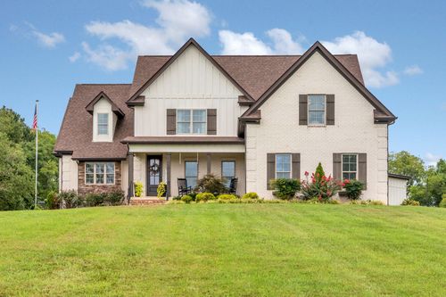 5825 Halls Hill Pike, Murfreesboro, TN, 37130-7129 | Card Image