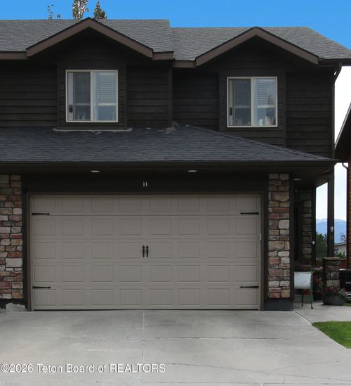 11-718 Valley Centre Dr, Driggs, ID, 83422-4999 | Card Image